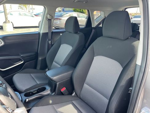 Used 2025 Kia Soul LX w/ LX Technology Package image 36
