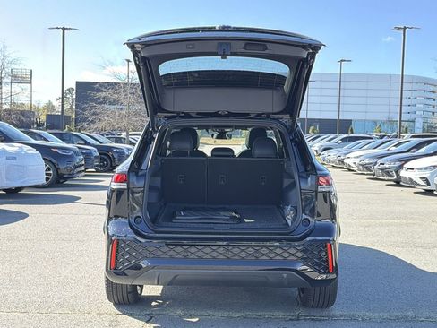 New 2026 Volkswagen Tiguan SE R-Line image 15