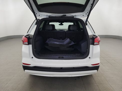Used 2024 Chevrolet Equinox RS w/ LPO, Floor Liner Package FWD image 29