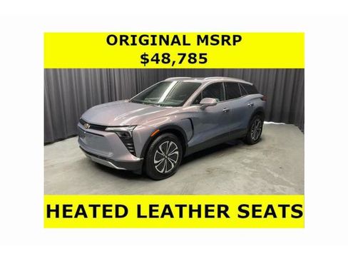 Used 2025 Chevrolet Blazer EV LT FWD image 1