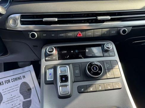 Used 2023 Hyundai Palisade Calligraphy image 26