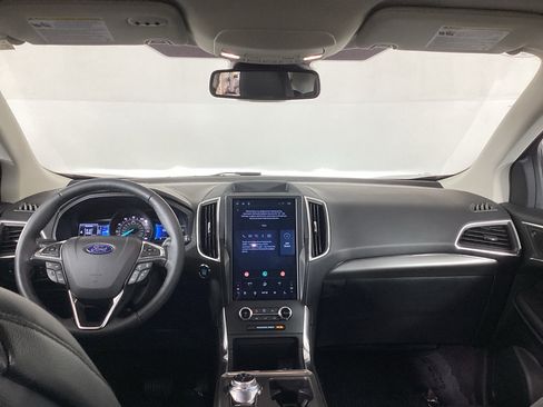 Certified 2024 Ford Edge Titanium AWD/4WD image 17