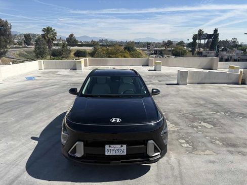 Used 2025 Hyundai Kona SEL image 7