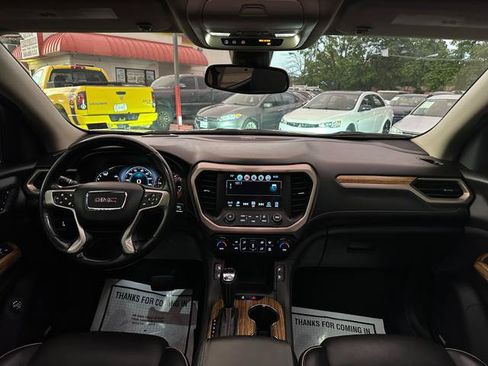 Used 2017 GMC Acadia Denali w/ Technology Package AWD/4WD image 20
