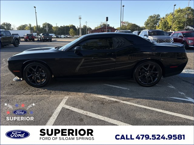 Used 2022 Dodge Challenger R/T w/ Blacktop Package RWD image 6