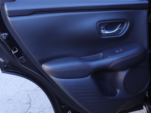 Used 2025 Honda HR-V Sport image 10