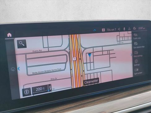 Used 2021 BMW 530e w/ Premium Package image 13