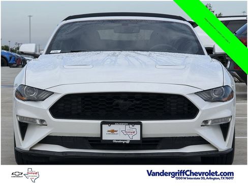 Used 2020 Ford Mustang Premium RWD image 7