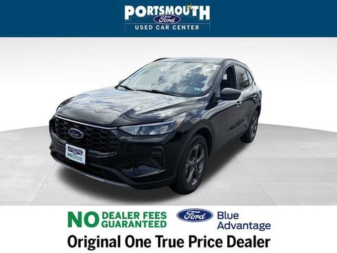 Used 2025 Ford Escape ST-Line w/ Tech Pack #1 image 16