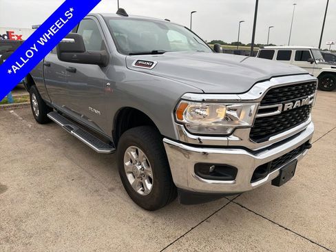 Used 2023 RAM 3500 Big Horn w/ Level 1 Equipment Group image 2