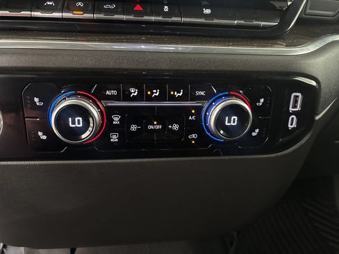 Used 2024 GMC Sierra 1500 Elevation AWD/4WD image 18