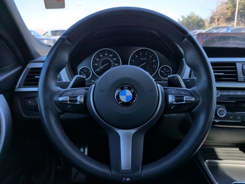 Used 2018 BMW 330e w/ M Sport Package image 21