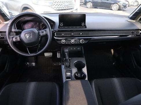 Used 2025 Honda Civic Sport image 22
