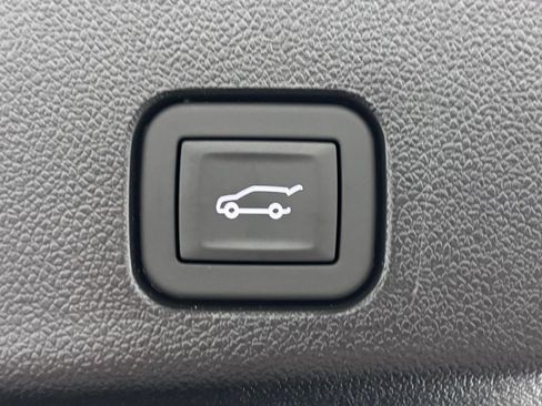 New 2026 Buick Enclave Avenir w/ Super Cruise Package image 12