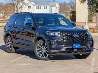 New 2026 Ford Explorer ST-Line video 1