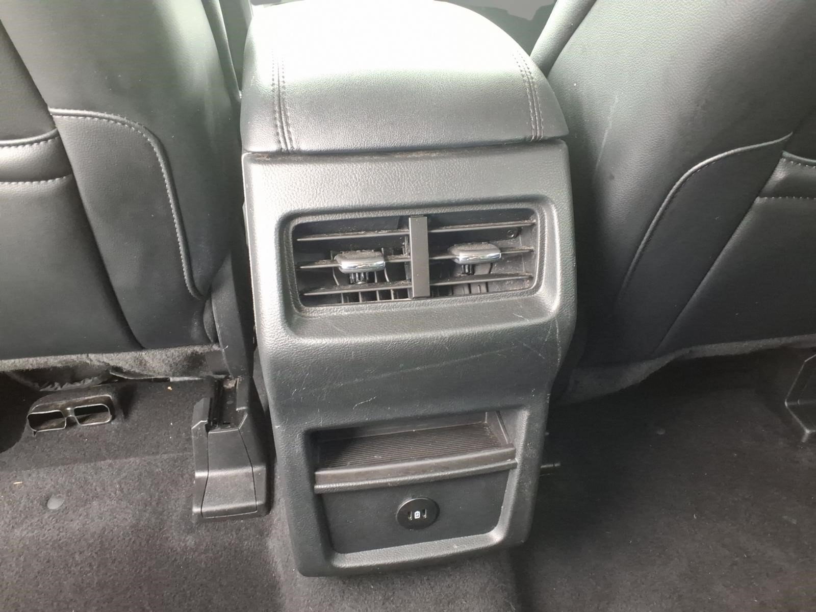 Used 2023 Ford Edge SEL AWD/4WD image 10