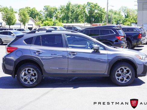 Used 2022 Subaru Crosstrek 2.5i Sport w/ Moonroof Package AWD/4WD image 23