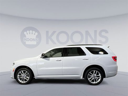 Used 2024 Dodge Durango GT image 2