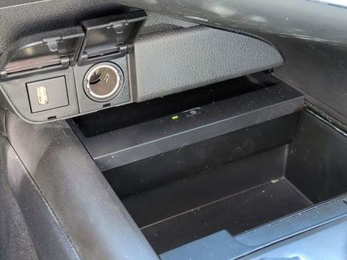 Used 2024 Toyota Camry XLE w/ Navigation Package FWD image 21