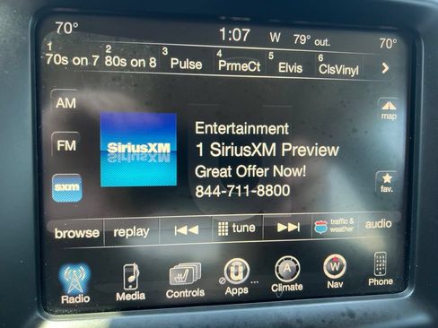 Used 2016 Jeep Cherokee Trailhawk w/ Comfort/Convenience Group AWD/4WD image 33