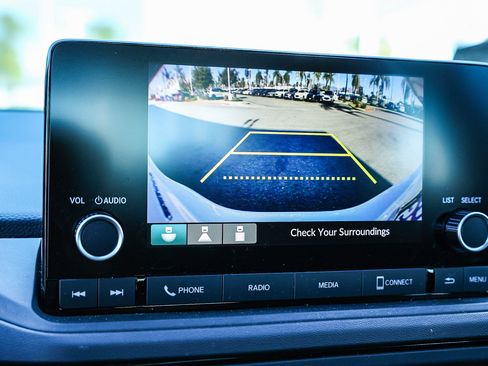 Used 2025 Honda Accord LX image 6