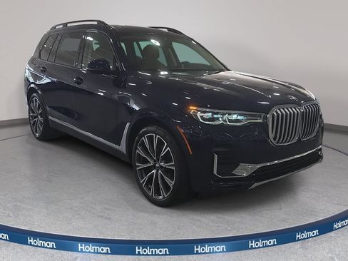 Used 2021 BMW X7 xDrive40i w/ Premium Package AWD/4WD image 4