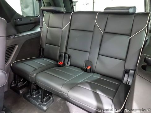 Used 2023 Cadillac Escalade Premium Luxury w/ Performance Package AWD/4WD image 12