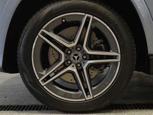 New 2026 Mercedes-Benz GLS 450 4MATIC image 11