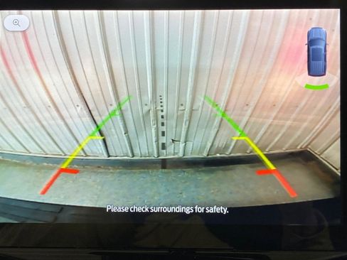 Used 2023 Ford Expedition Max XLT image 26