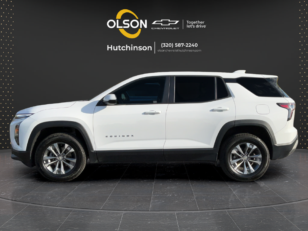 Used 2026 Chevrolet Equinox LT AWD/4WD image 10