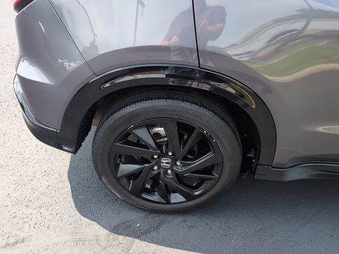 Used 2022 Honda HR-V Sport image 4