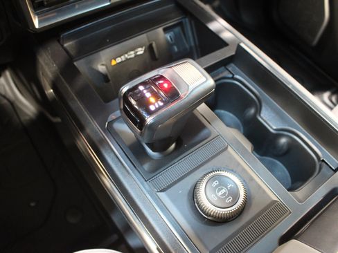 Used 2024 GMC Hummer EV 3X AWD/4WD image 17