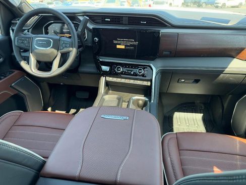 New 2026 GMC Sierra 3500 Denali Ultimate image 25