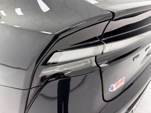 Used 2025 Toyota Prius Plug-In Hybrid w/ Limited Premium Package image 36