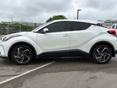 Certified 2021 Toyota C-HR Limited image 10