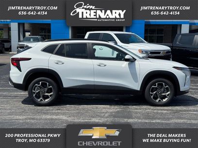 New 2025 Chevrolet Trax LT w/ Driver Confidence Package