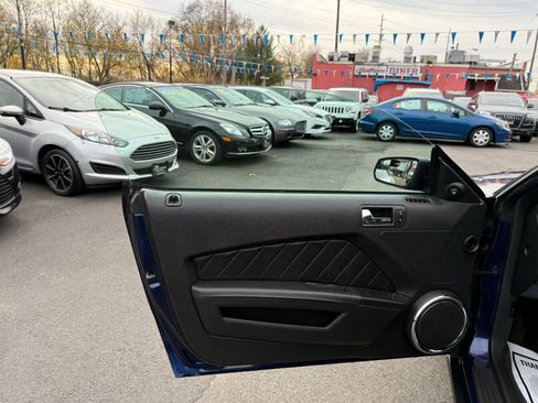 Used 2012 Ford Mustang Premium image 15