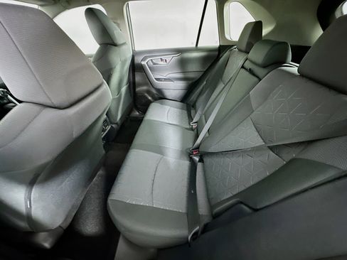 Used 2025 Toyota RAV4 XLE w/ Convenience Package FWD image 29