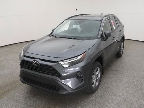 New 2025 Toyota RAV4 LE image 3