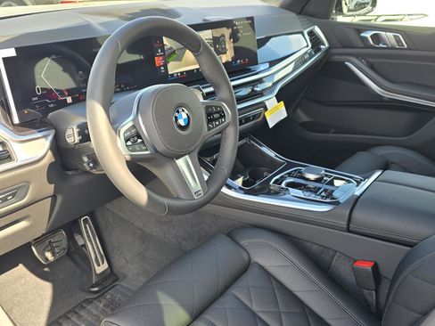 New 2026 BMW X5 xDrive40i w/ M Sport Package image 17
