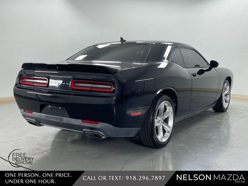 Used 2015 Dodge Challenger R/T w/ Quick Order Package 28B R/T image 6