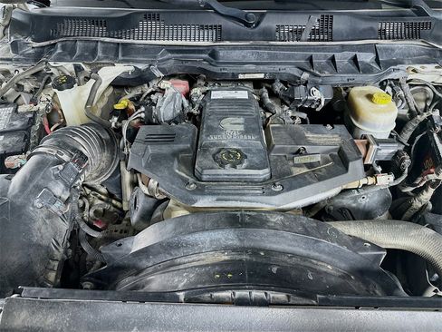 Used 2018 RAM 2500 Tradesman image 30