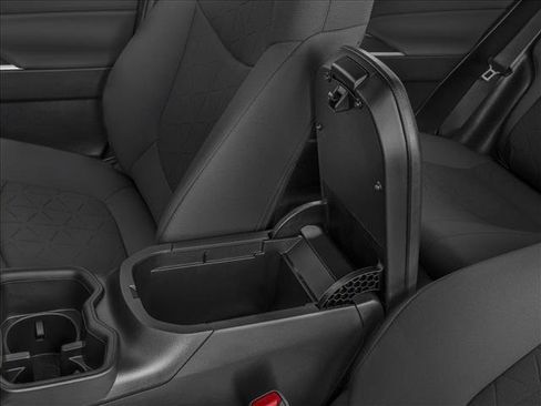 New 2025 Toyota RAV4 XLE image 10