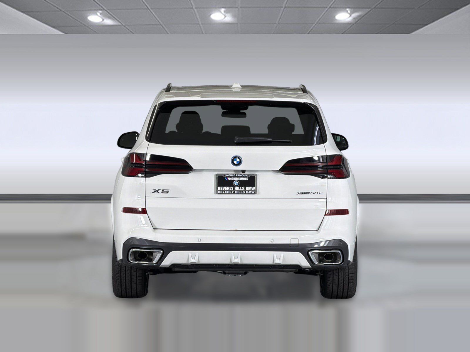 Used 2026 BMW X5 xDrive50e w/ M Sport Package AWD/4WD image 10