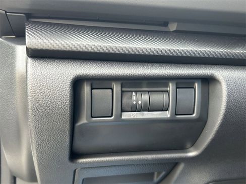 Certified 2025 Subaru Crosstrek 2.0i image 17