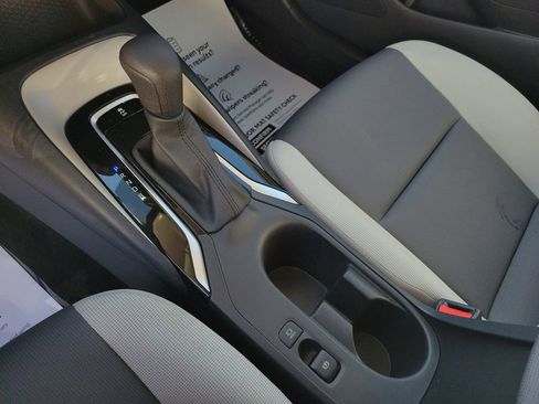 Used 2023 Toyota Corolla LE image 24