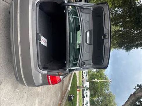 Used 2012 Volkswagen Passat TDI SE FWD image 19