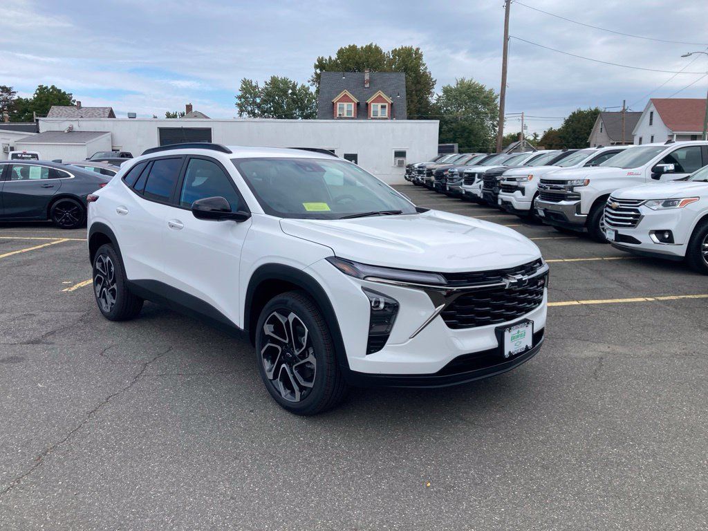 New 2026 Chevrolet Trax RS FWD image 1