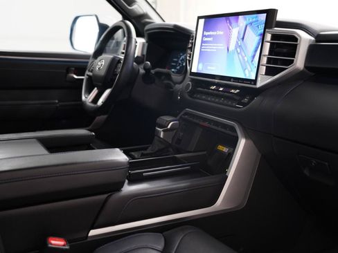 Used 2024 Toyota Tundra Platinum AWD/4WD image 17