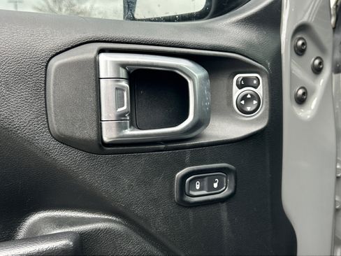 Used 2019 Jeep Wrangler Unlimited Rubicon image 82